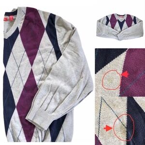 IZod V-Neck Purple & Navy Argyle Pattern Men’s Sweater XL